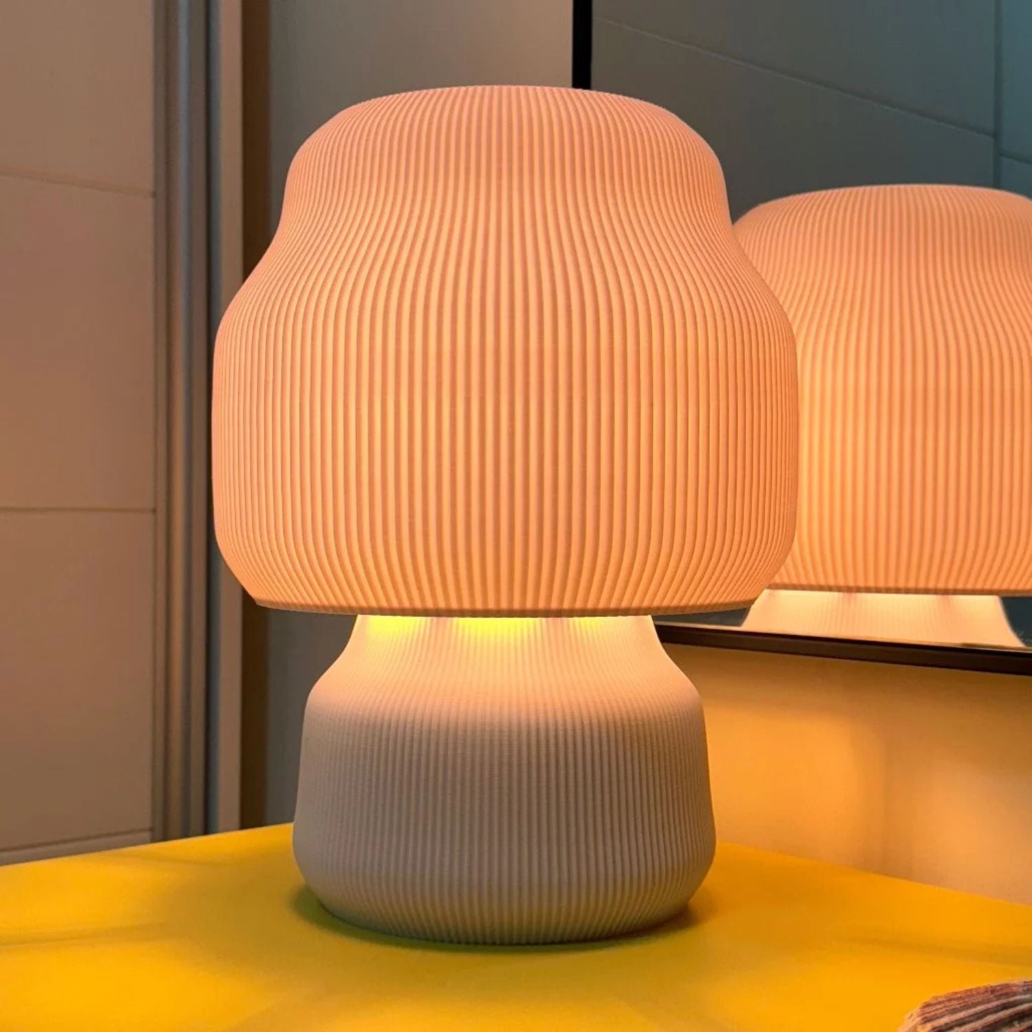 Abajur Solaris - Vit Magazine